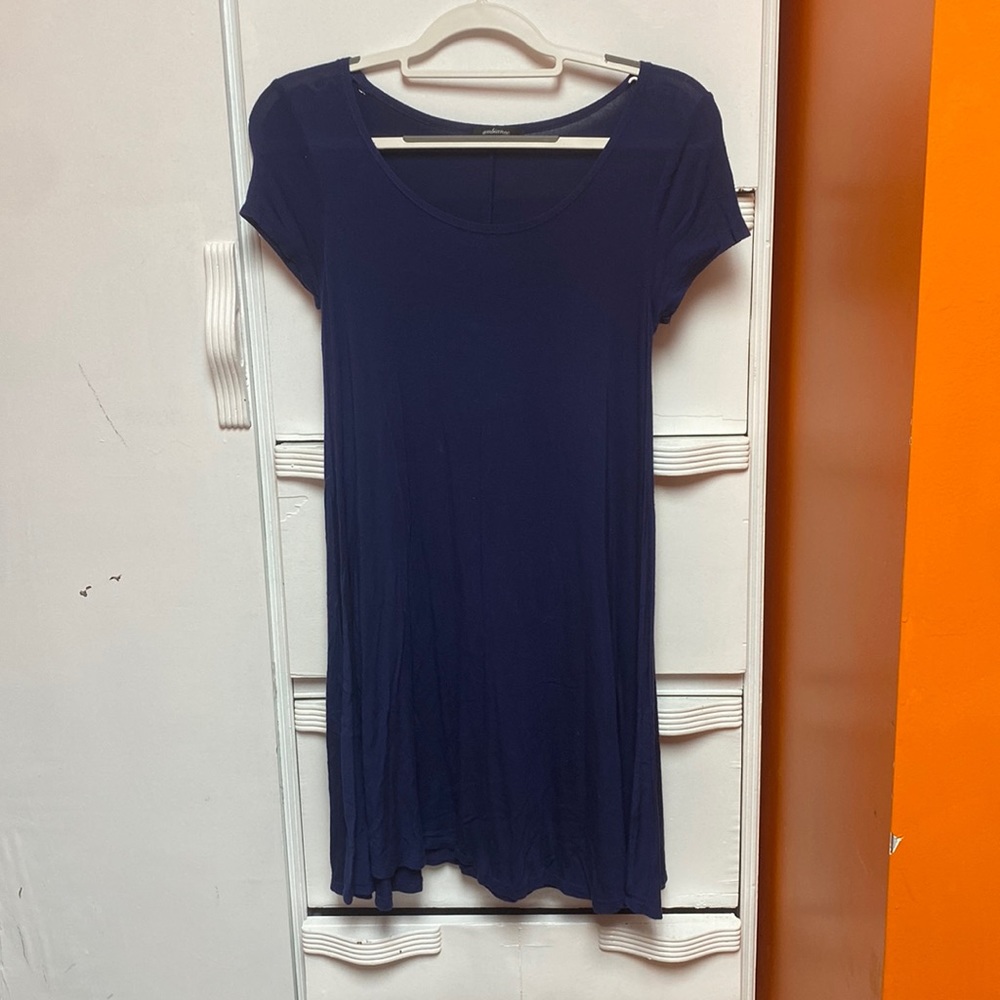 Navy women’s tshirt dress!
